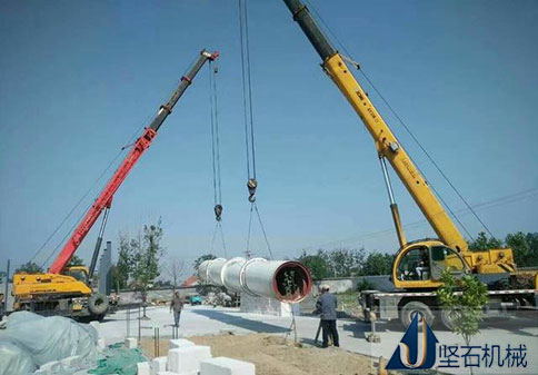 商洛客戶復合肥烘干機裝車發(fā)貨現(xiàn)場